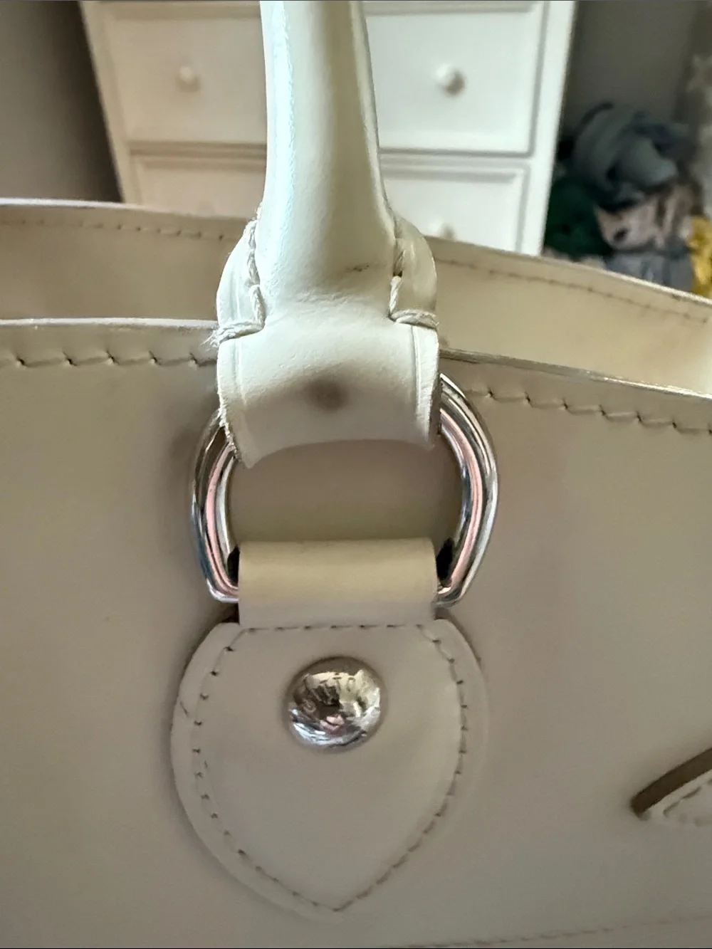 Louis Vuitton Pont-Neuf PM White Epi Leather Satchel Handbag Made in France.